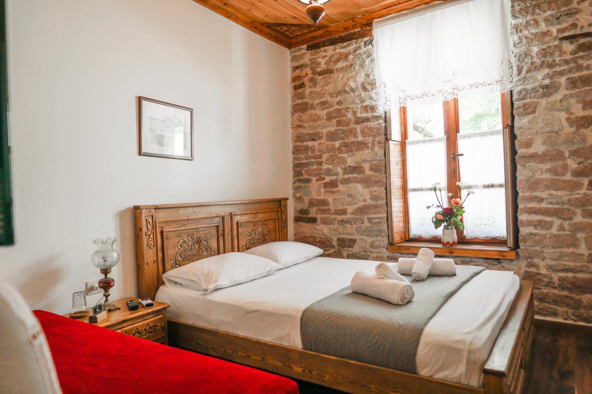 4 Rooms Gjirokastra Exterior foto